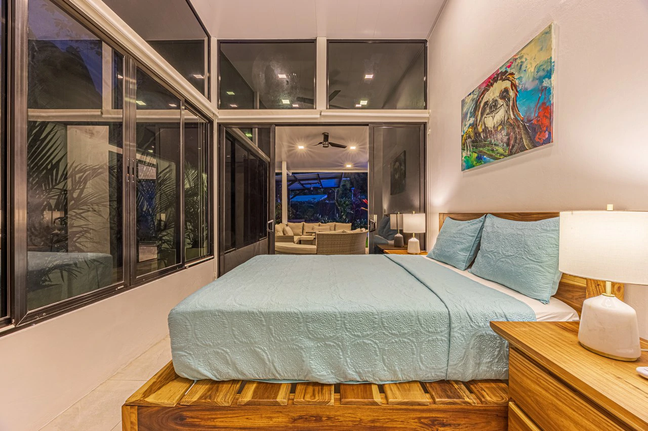 Elegant Tropical Home | 5 Minutes from Marino National Park: Near the Coast House For Sale in Bahía Ballena - Gallery image 26