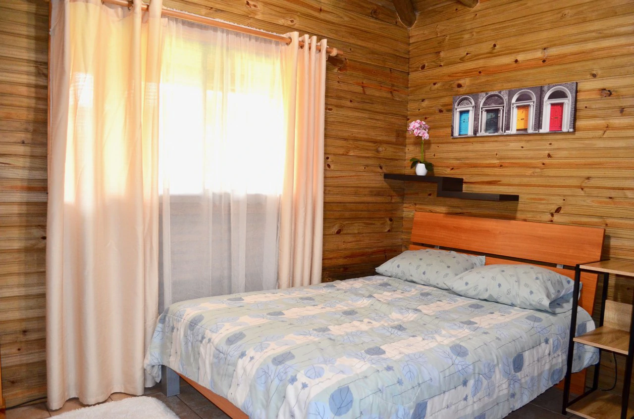 Beautiful investment property with cabins, house and apartments - Gallery image 31