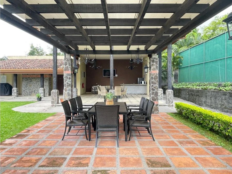 Exclusive Luxury Residence in Gated Community – Brasil de Santa Ana - Gallery image 39