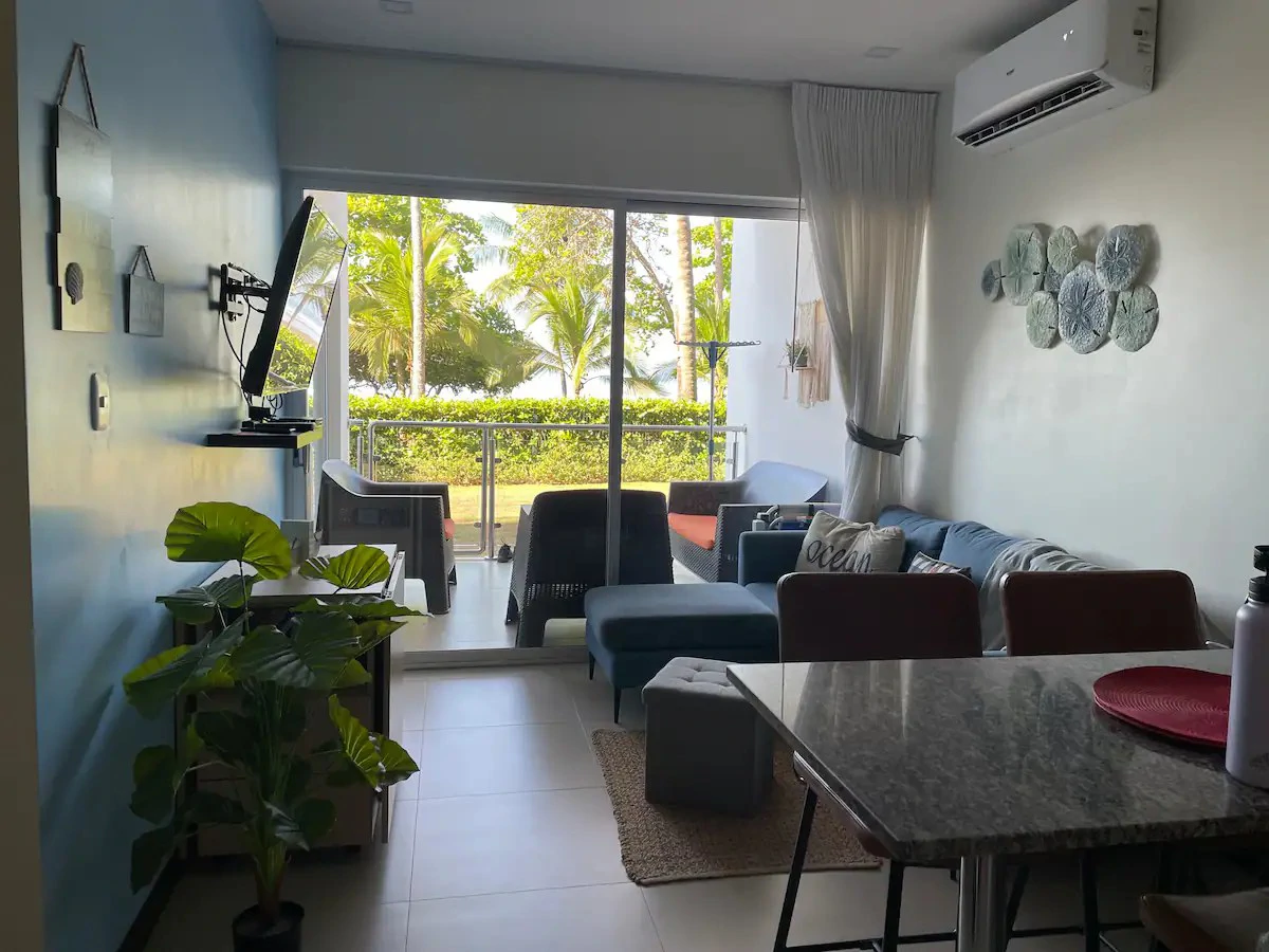 Lindo Apartamento Equipado en Playa Bejuco y Esterillos Este: Near the Coast Apartment For Sale in Bejuco