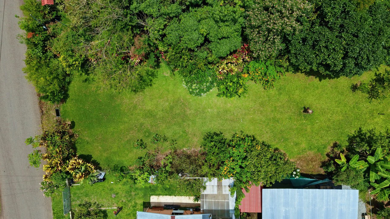 LOTE PLANO CON FRUTALES: Mountain Home Construction Site For Sale in General Viejo - Gallery image 18