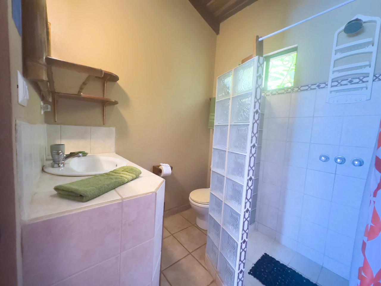 Commerical Property with 4 Ocean View Rental Units in Ojochal - Gallery image 20