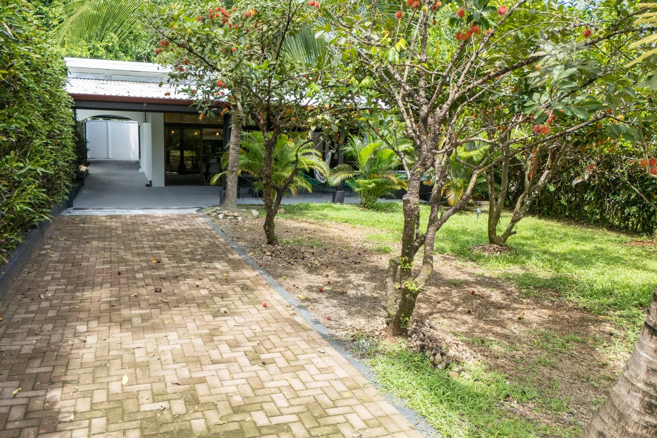 Near the Coast House For Sale in Uvita - Gallery image 17