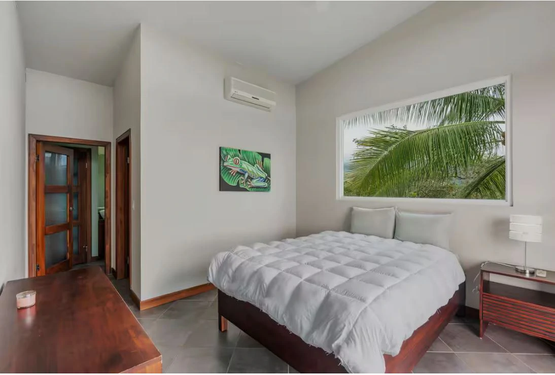 Casa Sol: Exceptionally Private Home with Panoramic Ocean, Mountain & Sunset Views - Gallery image 21