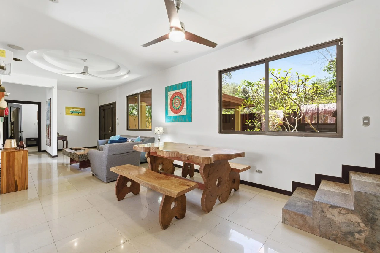 Casa Plumeria: Tropical 4-Bedroom Retreat with Pool Just Steps to Potrero Beach - Gallery image 7