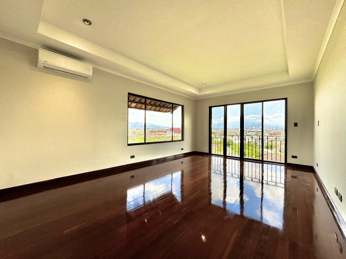 Cerro Alto Venta de Casa de Lujo con Maravillosas Vistas: Cerro Alto Luxury Home for Sale with Breathtaking Views - Gallery image 7