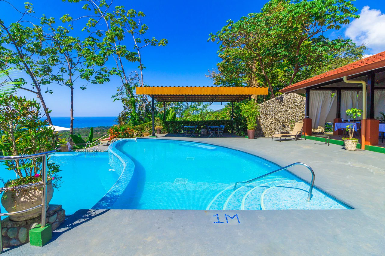 Popular 20-room Boutique hotel /retreat. Stunning ocean views - Gallery image 24