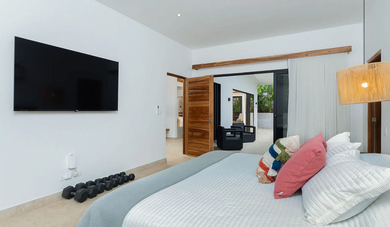 Casa Acqua: A Modern Tropical Sanctuary in Playa Grande, Costa Rica - Gallery image 17