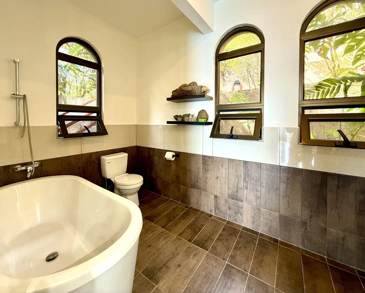 Casa Miramar: $1,000,000 Million Buys you your very own Private Mountain Paradise with Ocean View ! - Gallery image 17