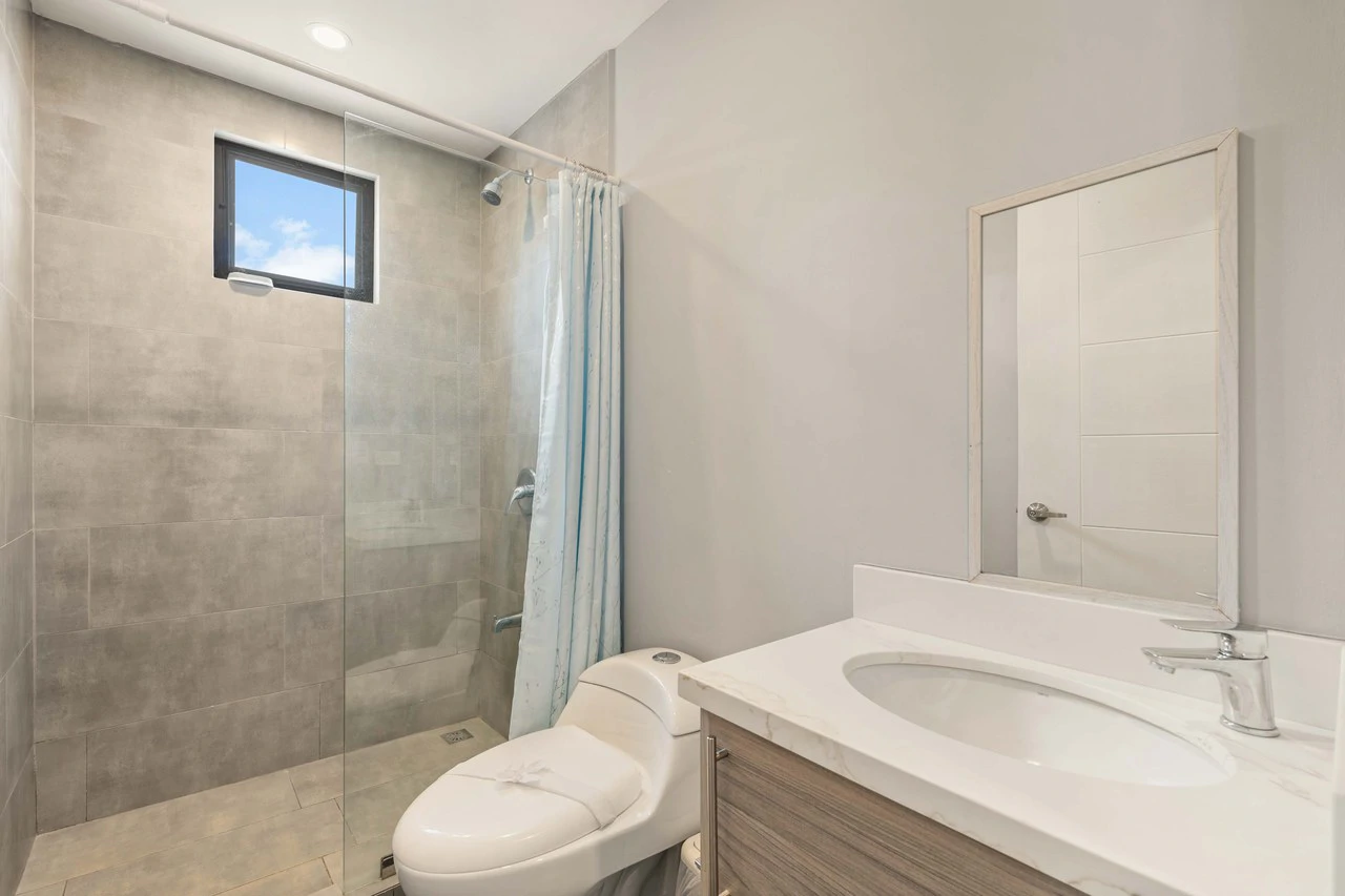 Loma Verde #48: Modern Corner-Lot Home Surrounded by Green Mountain Views - Gallery image 11