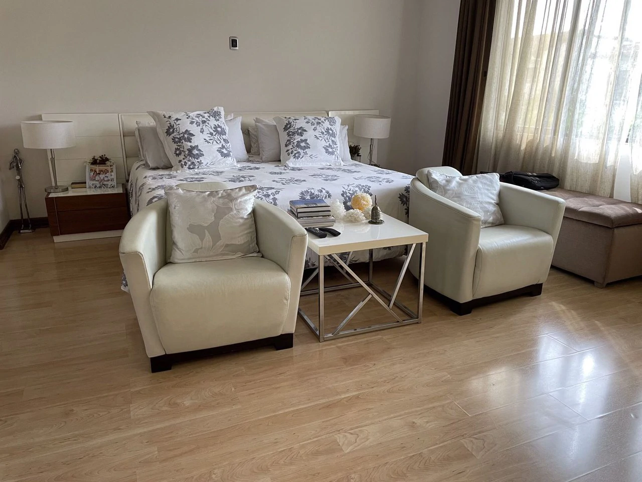 House For Sale in Lindora - Gallery image 8
