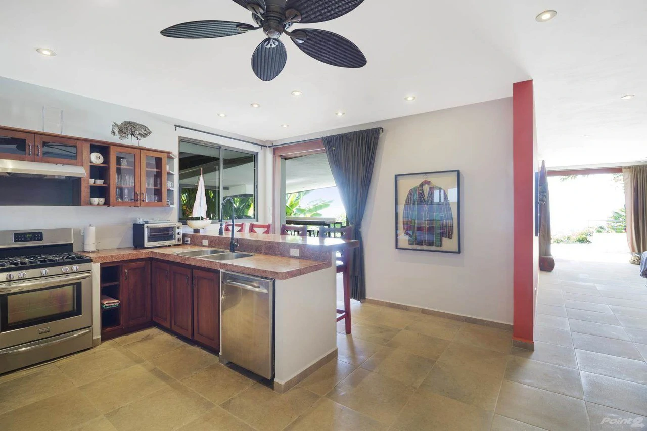 Casa Thai: Ocean View Villa in Uvita with Proven Airbnb Income and Luxury Tropical Living - Gallery image 23