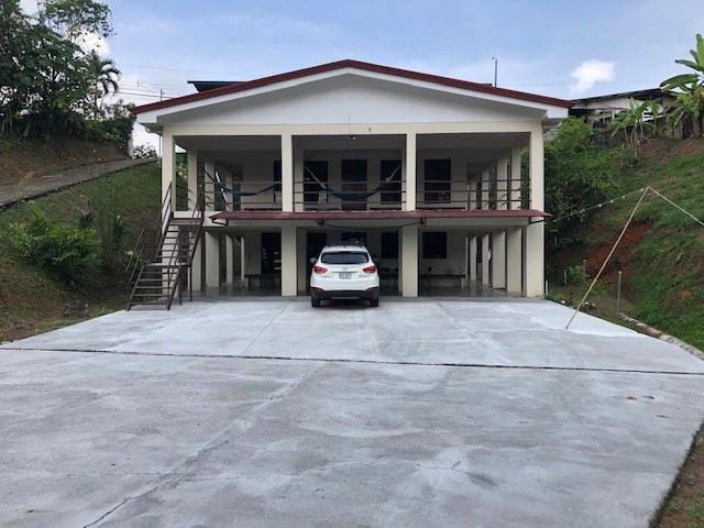 0.27 ACRES – 3 Bedroom Solid & Beautiful Home In Central Location, Easy 2WD Access!!!