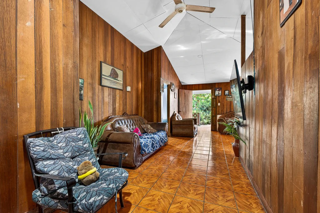 Casa Salinas: Tropical Compound with Multiple Income Opportunities in Playa Grande - Gallery image 2