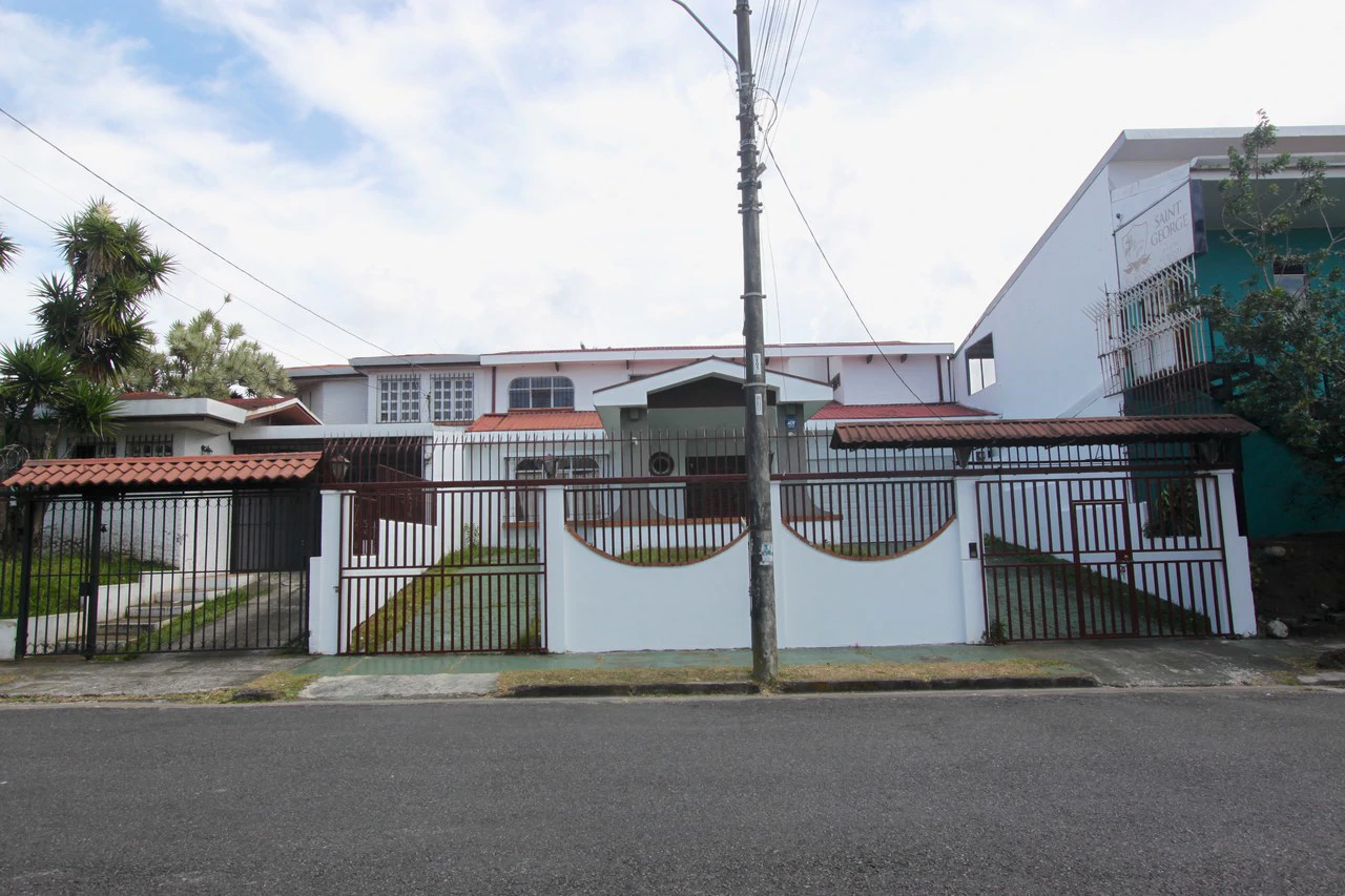 Sabana Sur, Universal: House for sale in Sabana Sur, mixed-use property. P445 - Gallery image 3