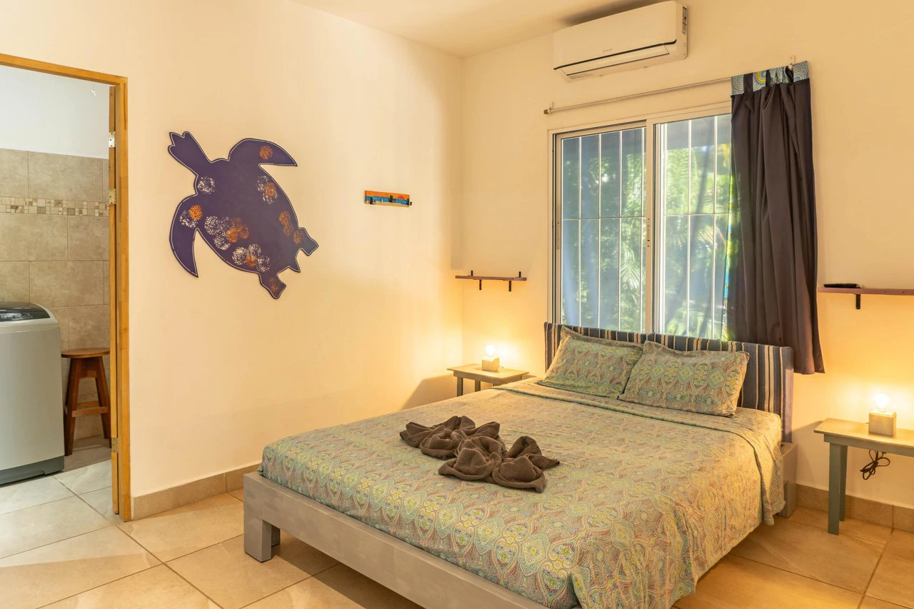 Casa Ceiba: Turnkey Investment Walking Distance to Beach - Gallery image 4