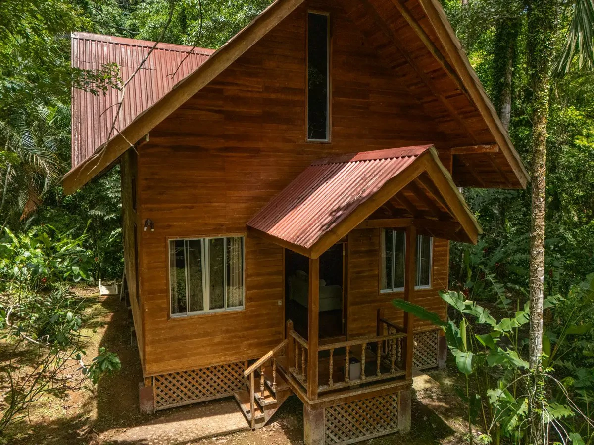 ID 26: 2 BD/2 BA Private Jungle Chalet in a Gated Community Near Hone Creek - Gallery image 24