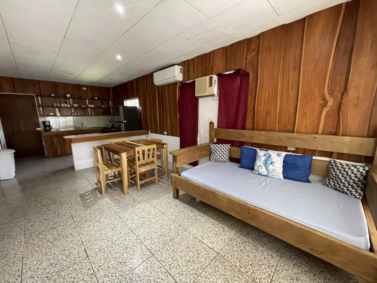 0.07 ACRES – 2 Bedroom Home On Main St In Hatillo At Very Affordable Price, Owner Financing Available!!!: House For Sale in Hatillo - Gallery image 6