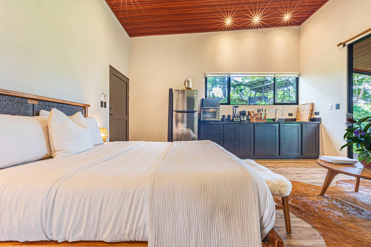 La Sombra Villas: Where Nature Meets Comfort in Tinamates! - Gallery image 32
