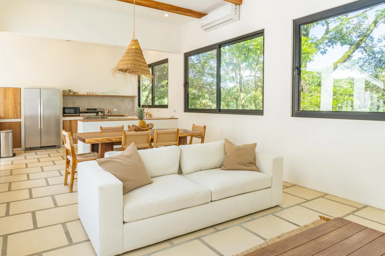 Villa Indy: Successful Mediterranean Style Airbnb - Gallery image 7