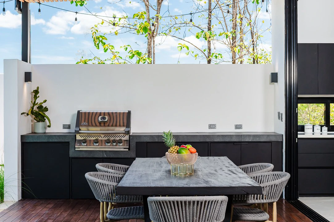 Casa Kalachuchi: Gorgeous Modern Jungle Oasis with Sunset Views in Gated Community - Gallery image 35