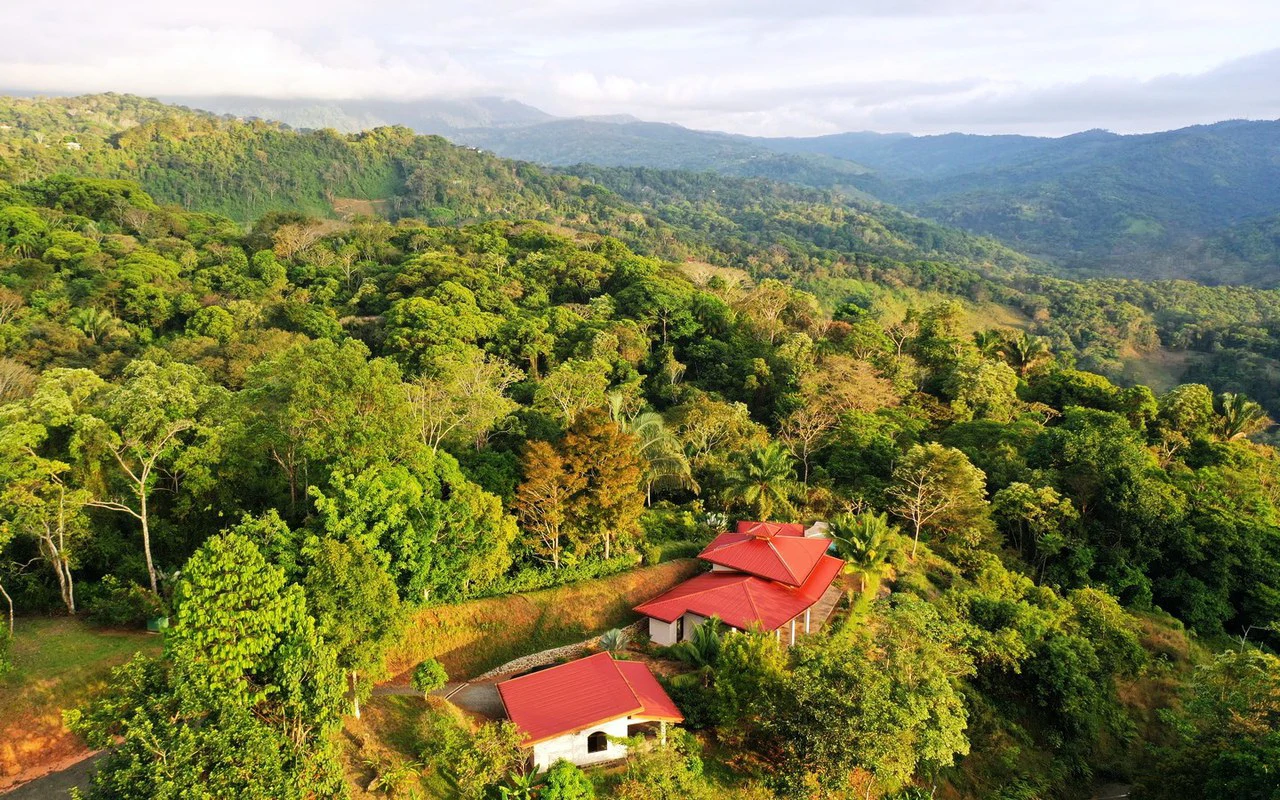 Sunset Ocean View Home on 2.6 Acres Platanillo - Gallery image 42