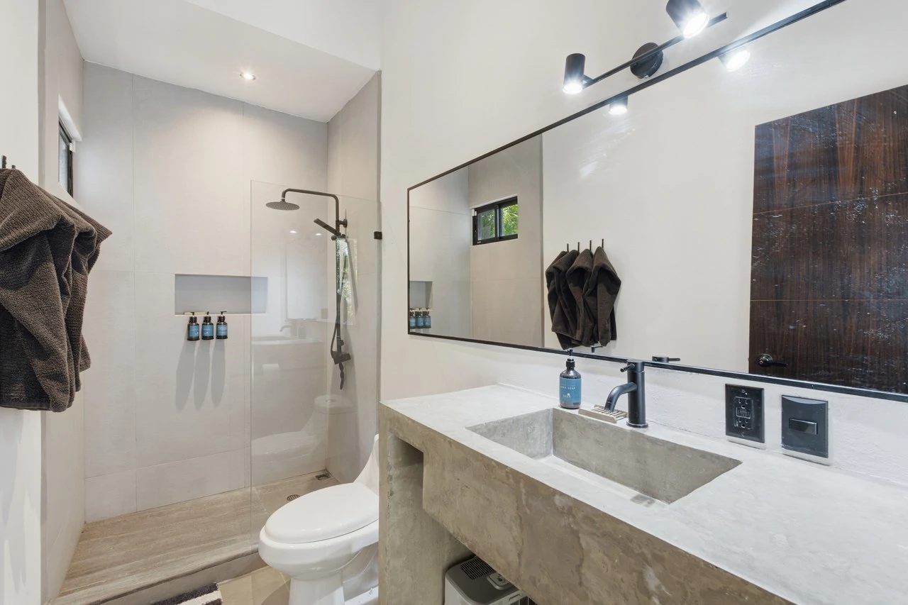Casa Tatou: Private Pool & Walk-to-Beach Living in Surfside Playa Potrero - photo 14