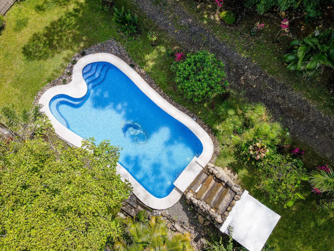 Finca Bambu: Unique Luxury Chalet, Guest house and Pool! - Gallery image 14