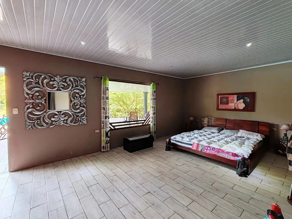 ID 945: 1 Hectare Food Production Estate with 200 sqm Private Pool and Livestock in San Miguel - Gallery image 11