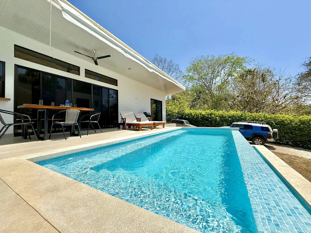 CASA BRISA ABIERTA: Turnkey Tropical Living on the Edge of Cobano $349,950 USD - Gallery image 8