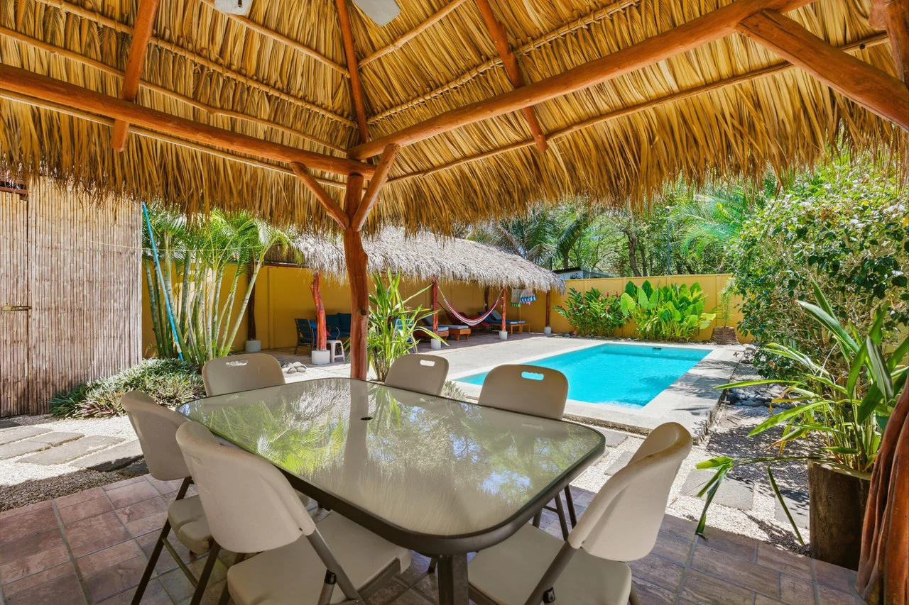 Casa Plumeria: Tropical 4-Bedroom Retreat with Pool Just Steps to Potrero Beach - Gallery image 23