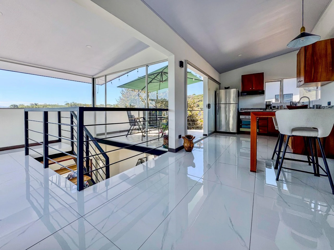 Modern House with Panoramic Views in Naranjo - Gallery image 4