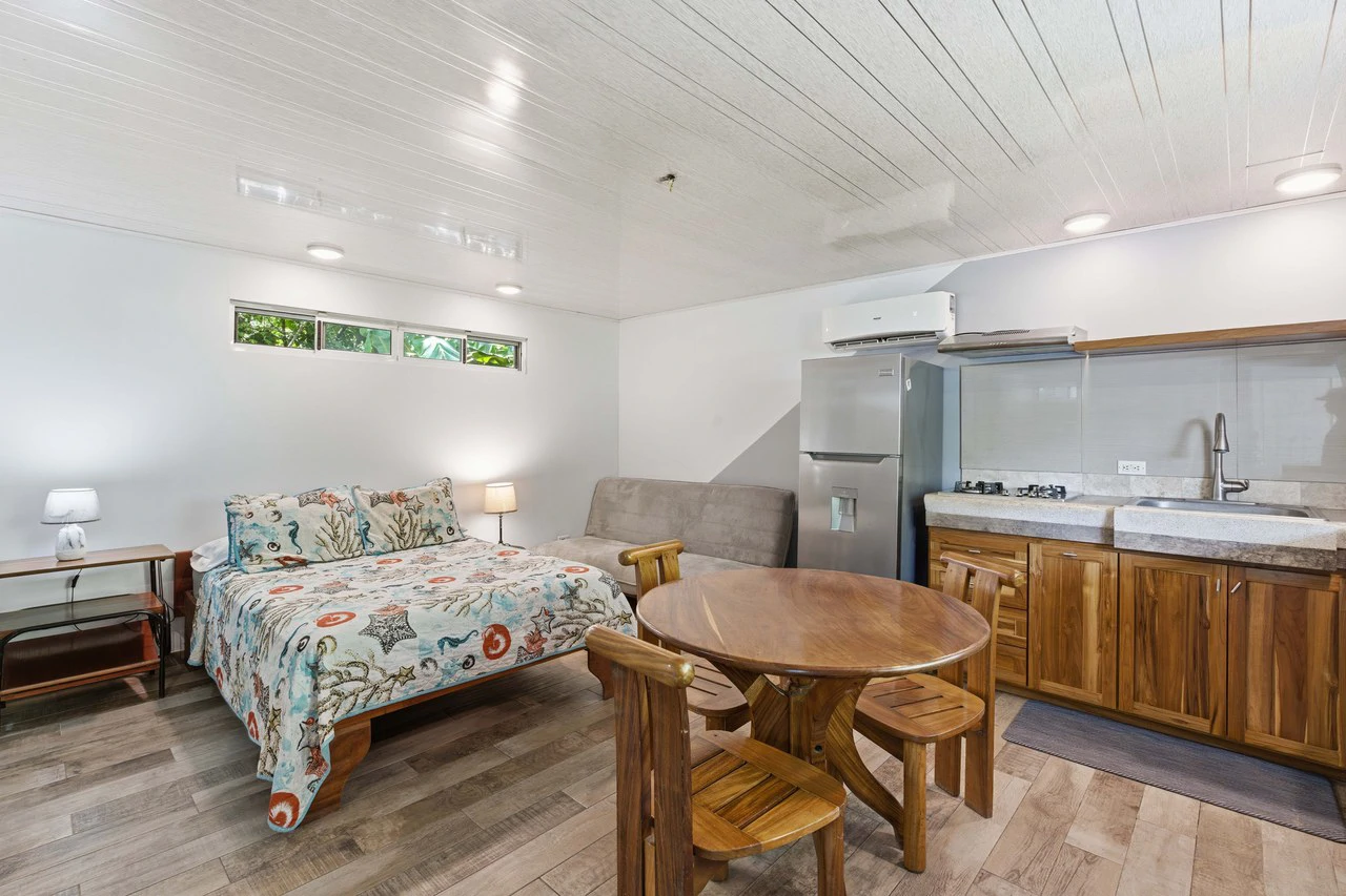 Bougainvillea Tropical Bungalows: Income-Producing Coastal Property – 25% down Owner Financing - Gallery image 10