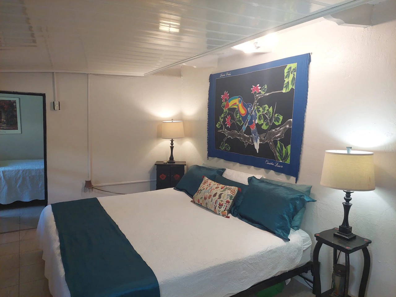 Hospitality At Its Finest: Turnkey Luxury Retreat: Lakeside Boutique Hotel & Eco-Sanctuary - Gallery image 18