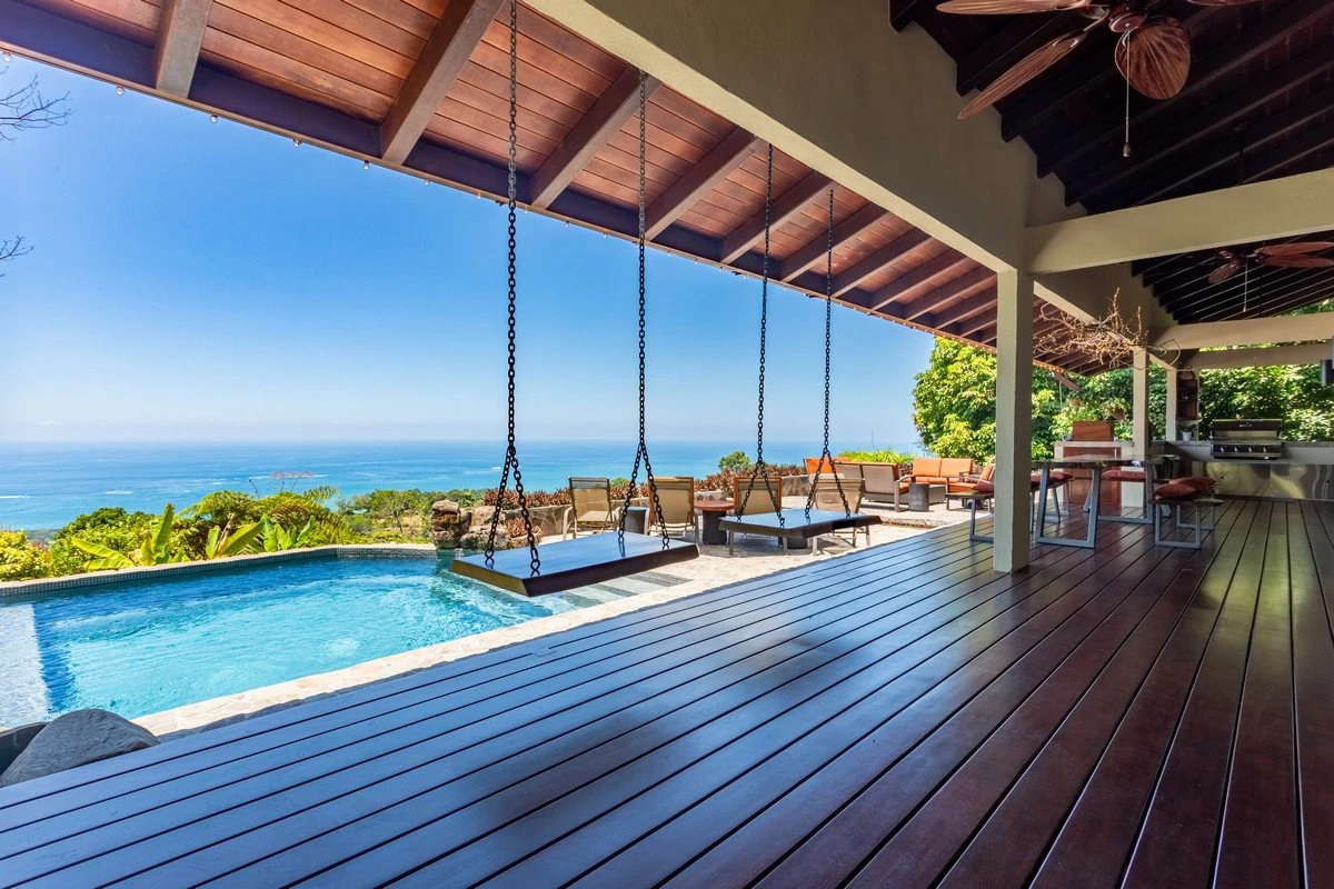 4.6 ACRES – 4 Bedroom Ultra-Private Oceanview Luxury Estate Surrounded by Rainforest!!! - Gallery image 19