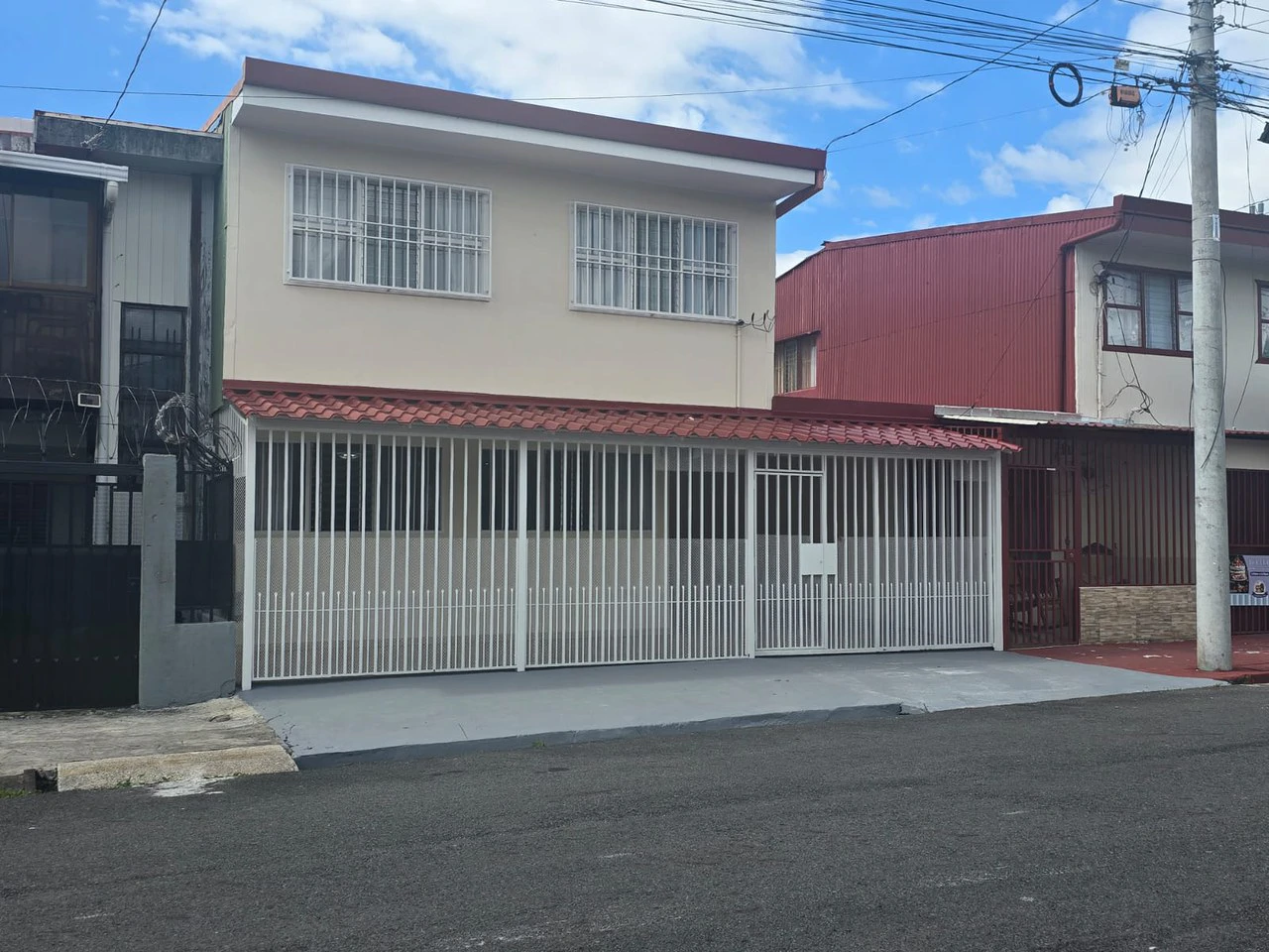 House for Sale in Tibás, San José