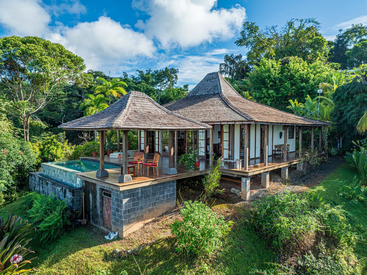 1.37 ACRES – 2 Bedroom Bali Style Home With Pool And THE BEST Ocean View!!!!! - Gallery image 5
