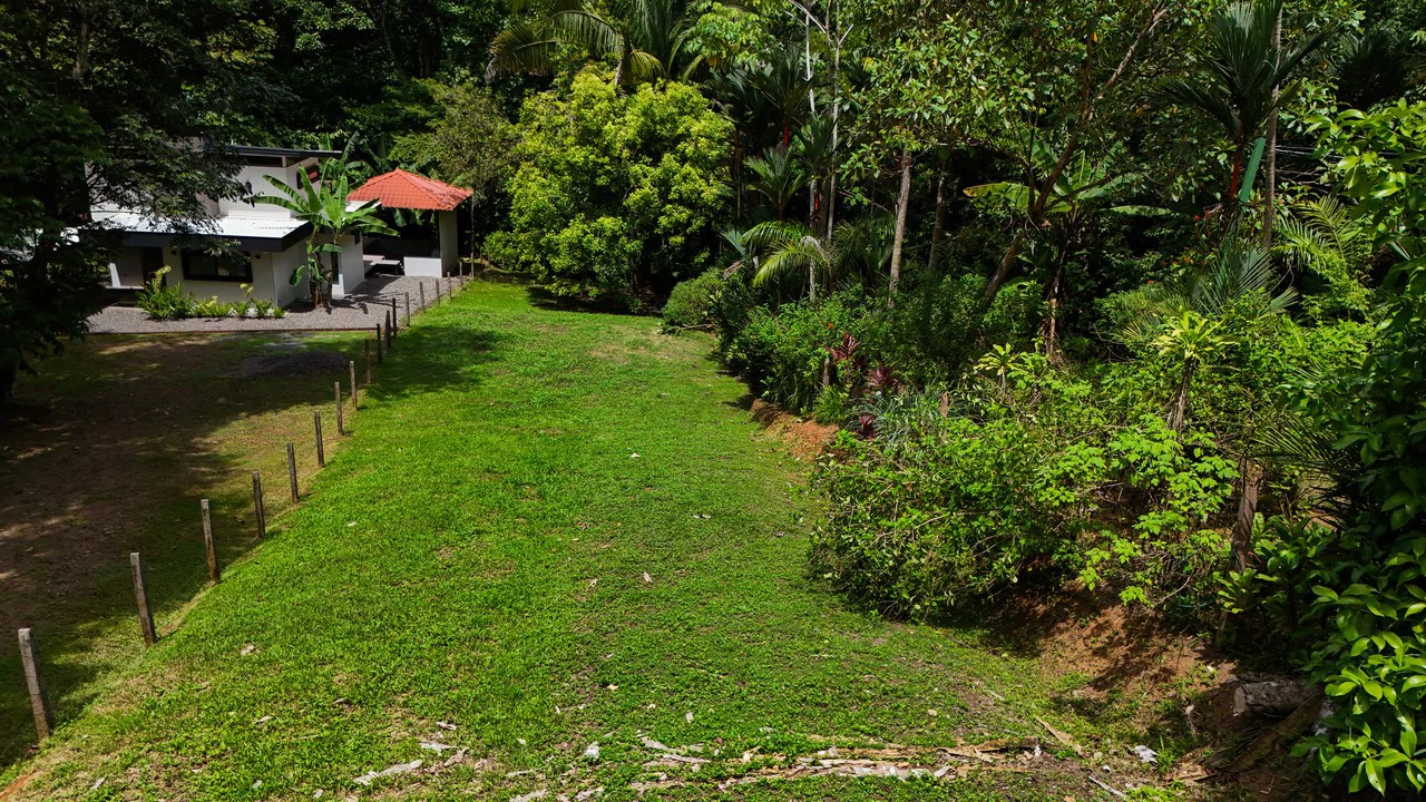 Beautiful Lot Ready to Built in Playa Hermosa, Osa with a Creek - Gallery image 6
