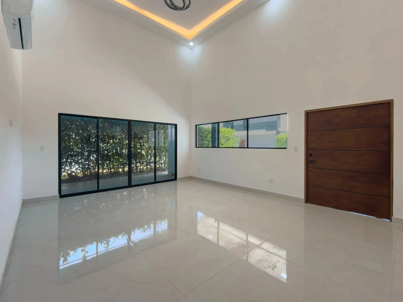 HOUSE FOR SALE IN A GATED COMMUNITY – LIBERIA, GUANACASTE - Gallery image 12