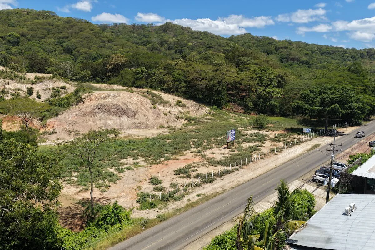 Near Huacas: 1.70 Acres Commercial Development Land - photo 11