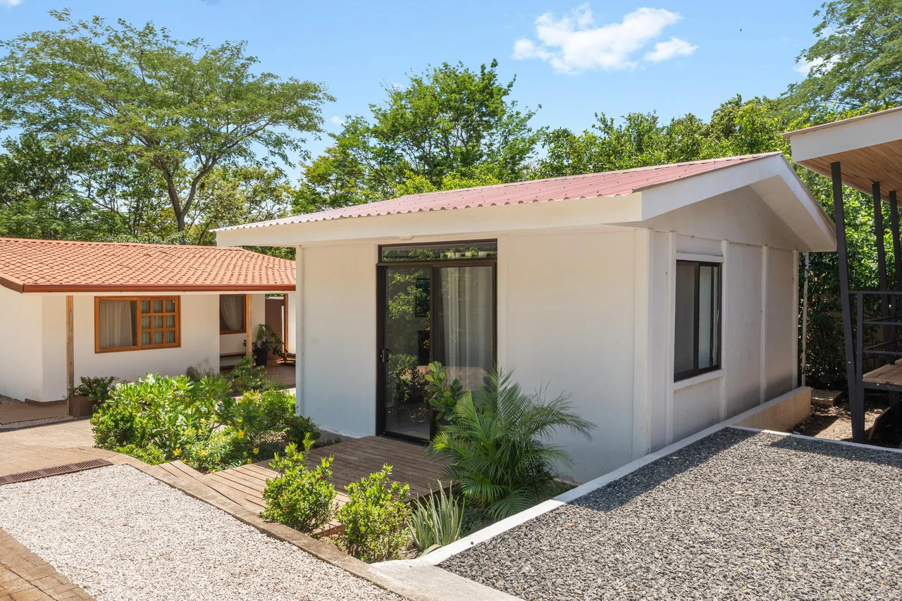 Multi-Home Property: Versatile Estate Near Playa Avellanas - Gallery image 34