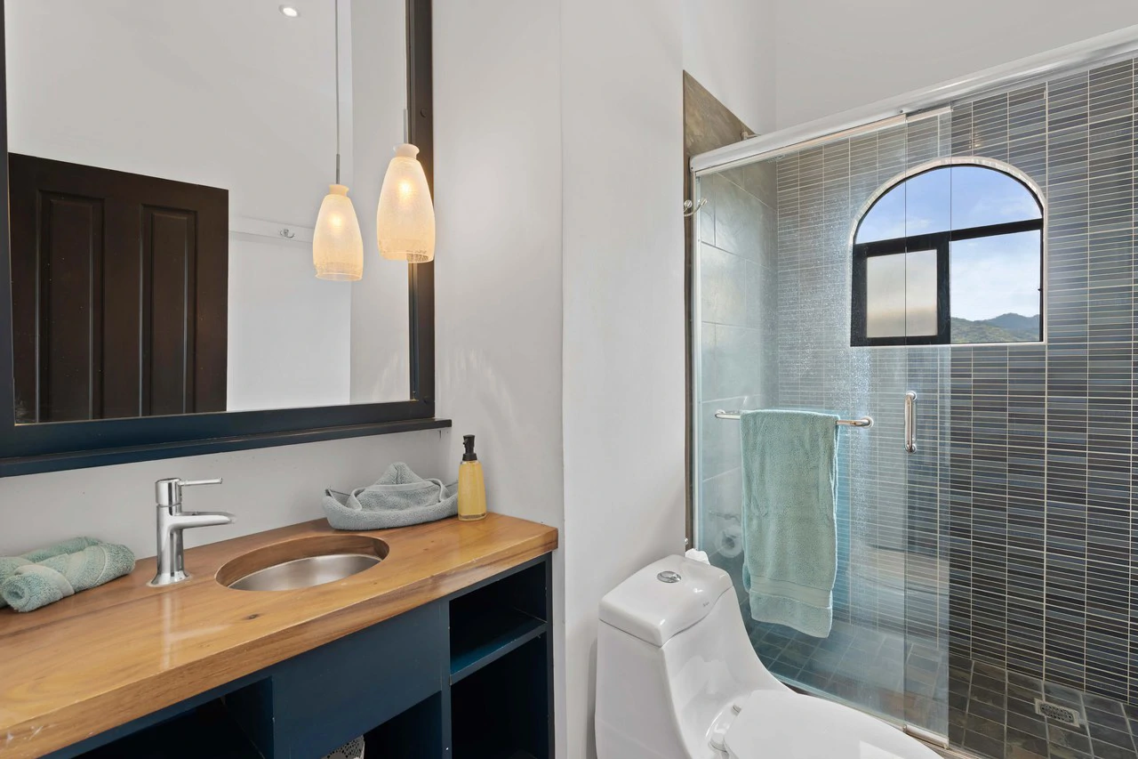 Tres Vistas Marina Real: Stunning 3BR Penthouse with Ocean & Marina Views - Gallery image 12