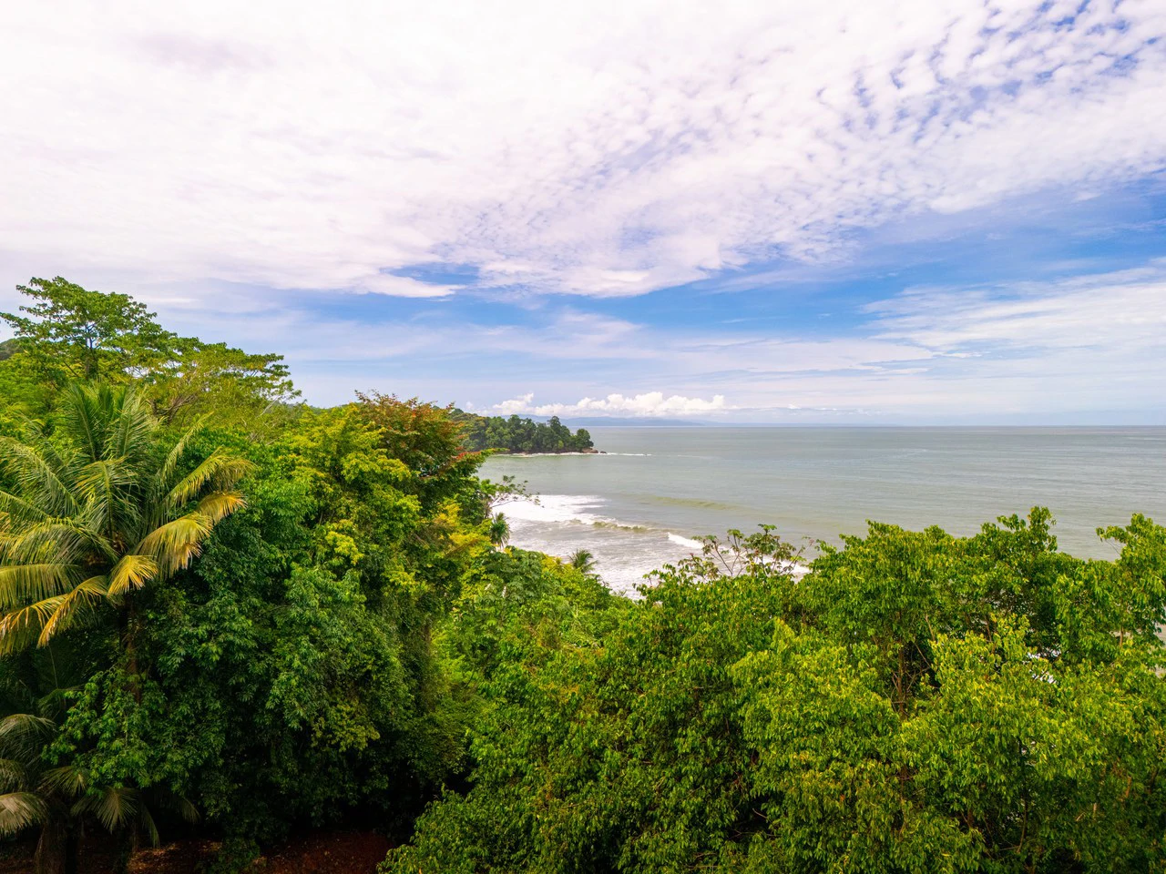 Villas Azul: Direct Beach Front Access in Uvita, 3 Villas, 2 Casitas, Development Land Piñuelas Beach, Uvita, Puntarenas, Costa Rica - Gallery image 15