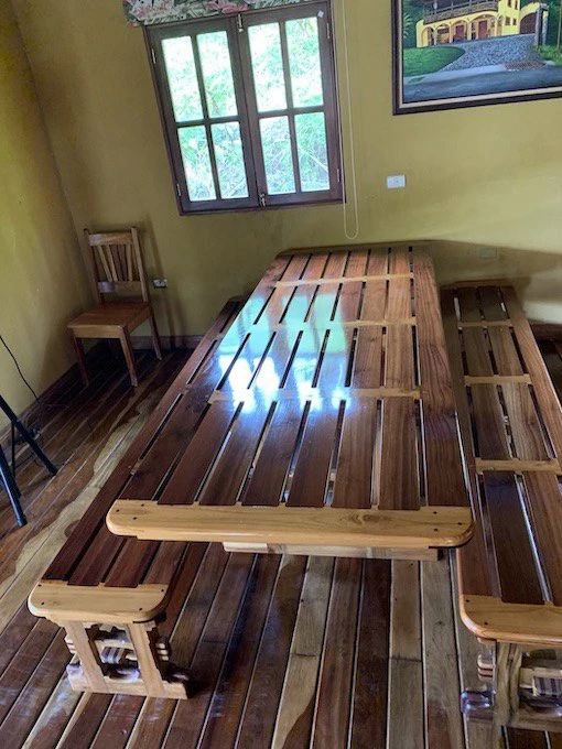 Howlers Bar n Grill: Well Established Bar and Restaurant For Sale in front of Lake Arenal. - Gallery image 8