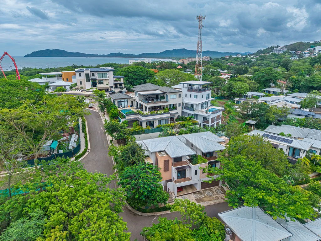 Casa Arcana: Luxury 3BR Condo with Private Pool in Tamarindo Parks | Walk to Beach - Gallery image 42