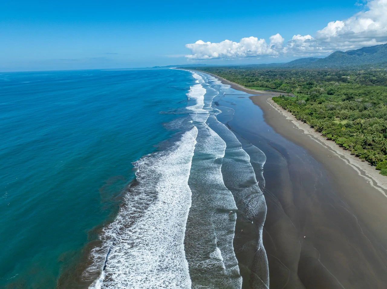 Exclusive Beachfront Opportunity south of Manuel Antonio Costa Rica - Gallery image 2
