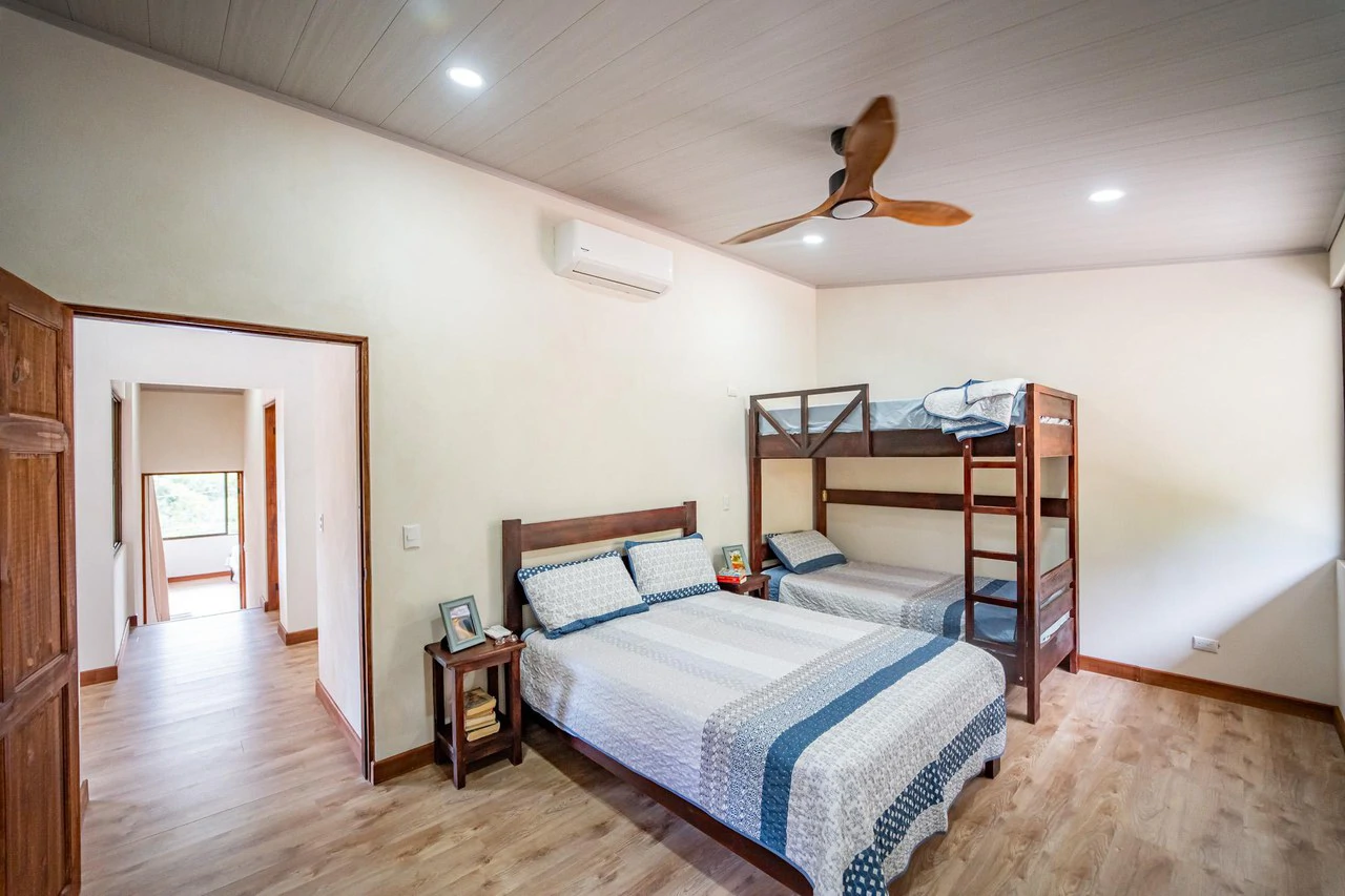 Casa Melina - Modern 3BR Mountain View Home: Mountain House For Sale in Playa Samara - Gallery image 14