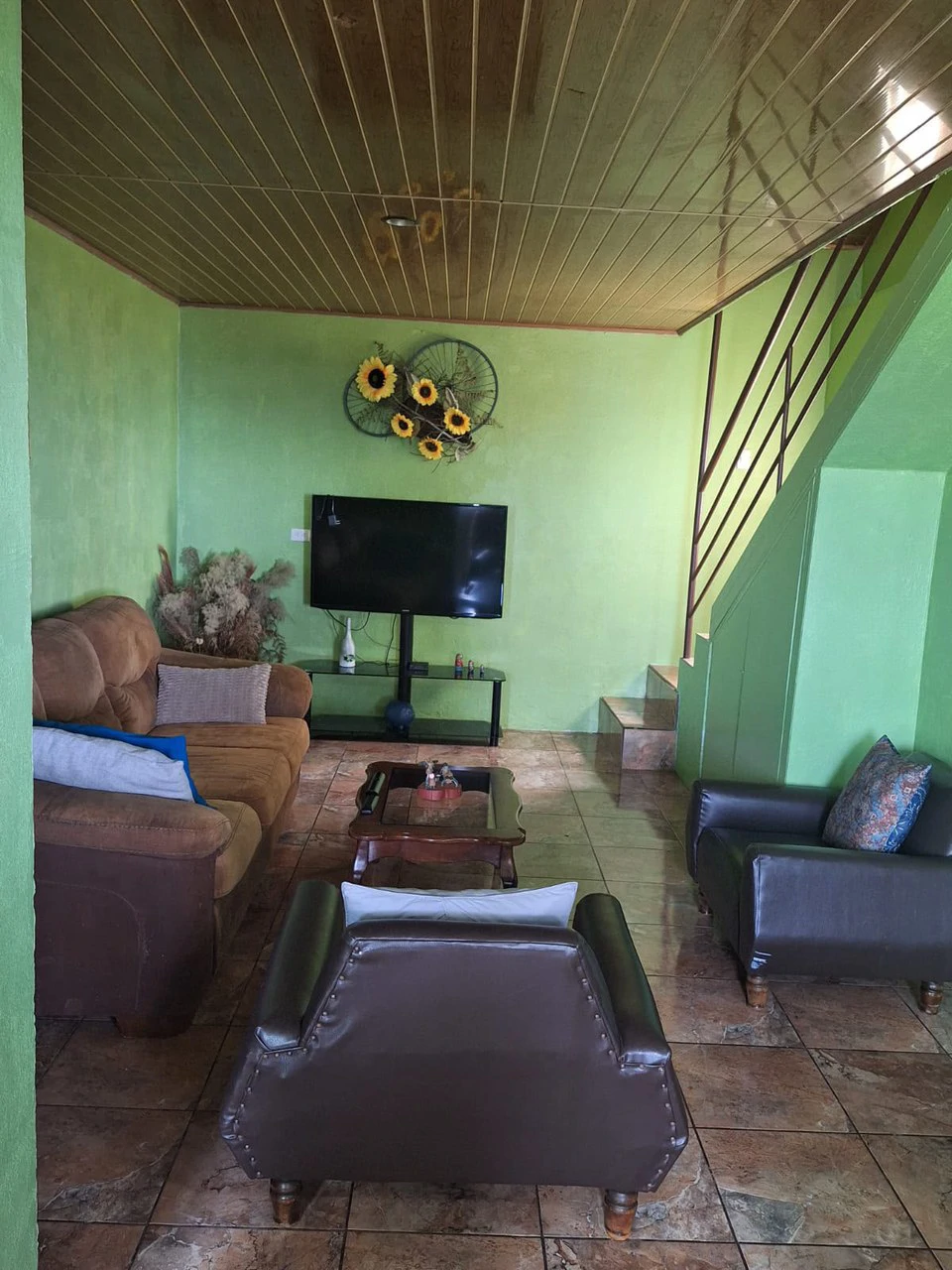 Multi family or Rental Income?. Large property with 3 homes - photo 13