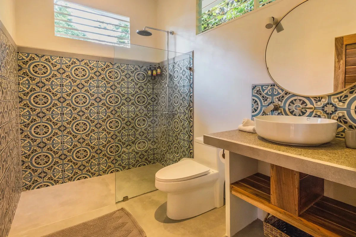 ID 123: Turnkey Hotel and Restaurant Business in Playa Chiquita - Gallery image 16