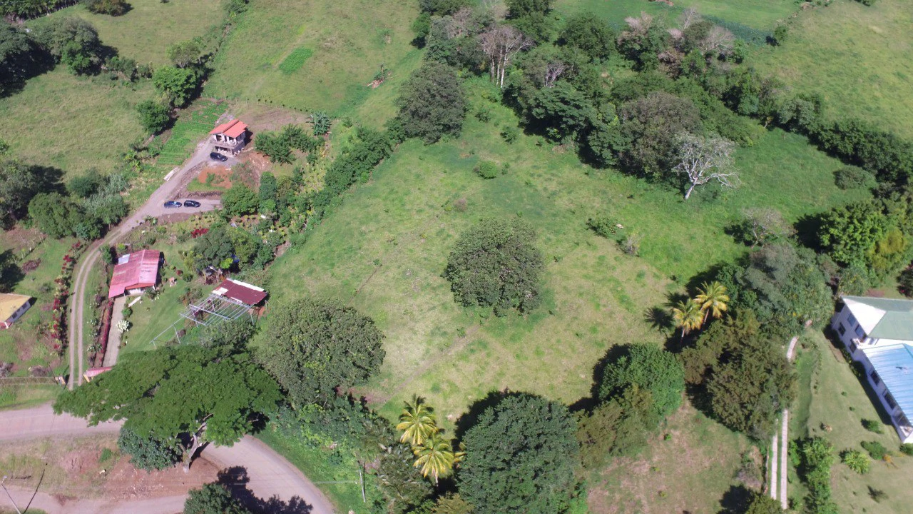 BAHIA PESCADORA: Lakefront and Countryside Home Construction Site For Sale in Nuevo Tronadora - Gallery image 12